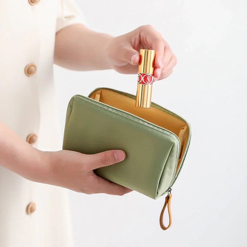 Einfarbige Kosmetiktasche mit doppeltem Reißverschluss