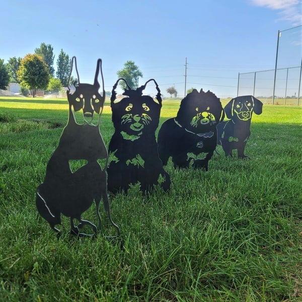 Dog Metal Silhouette (Dog Memorabilia)